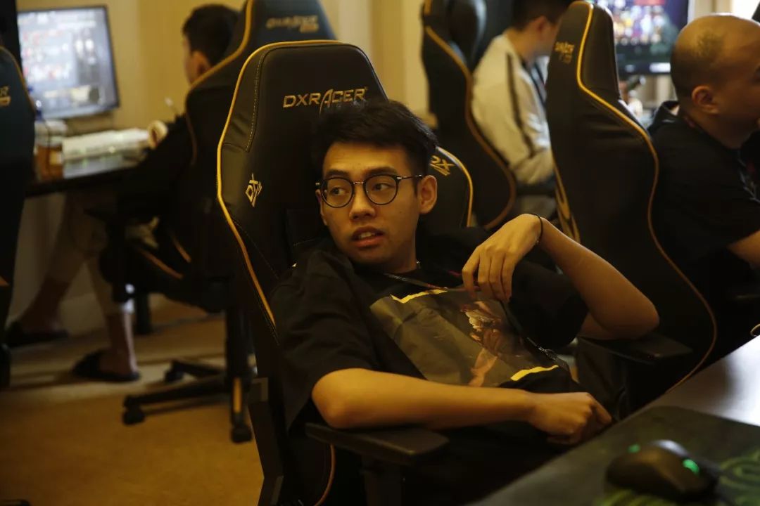 【前瞻】2025LPL春季赛 ES vs JDG，野区成为争夺最重点