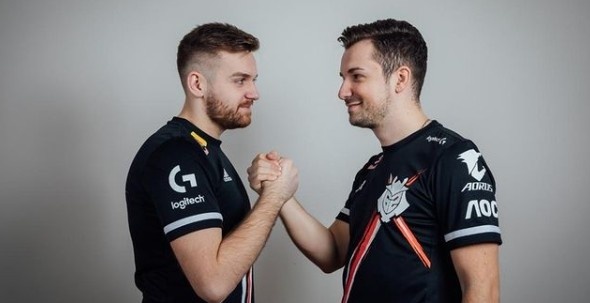 【战报】重庆QGhappy3比1零封RW侠，提前一轮以A组头名的成绩进入季后赛