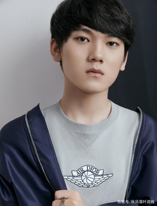 LOL官方回顾上周TOP5： JackeyLove 两次上榜，Crisp Riel表现惊艳