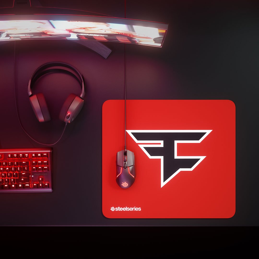 从LPL成立至今，综合票数最高的10位选手获得“LPL十周年十大选手”荣誉称号